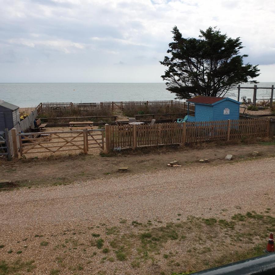 Beachfront Studio Pevensey Bagian luar foto